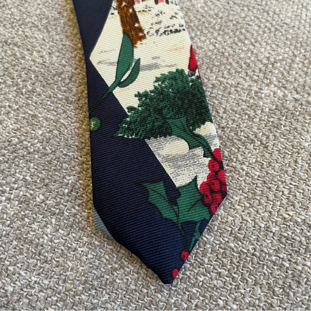 Structure Vintage 100% Silk Made in USA Christmas Holiday Vignettes Necktie